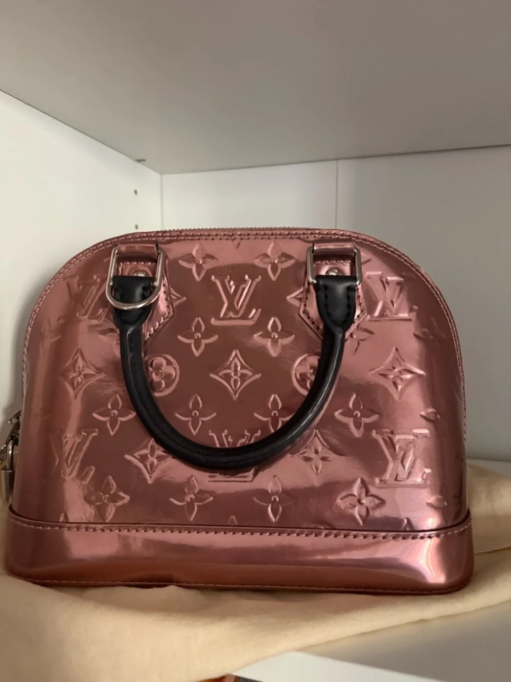 Louis Vuitton Alma BB Rose Cuivre Vernis - Picture 7 of 16